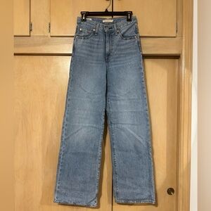 Levi’s Ribcage Wide leg